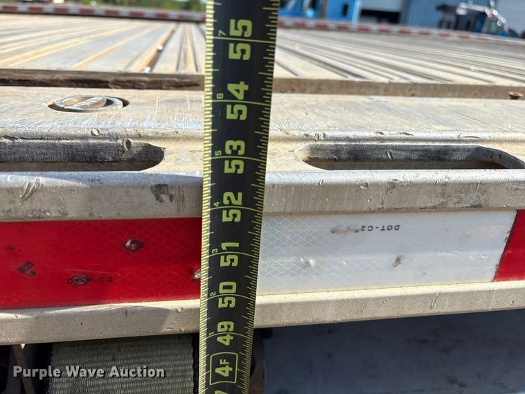 image for item ET7054 2015 Fontaine HCR5222WSA Revolution 52 flatbed trailer