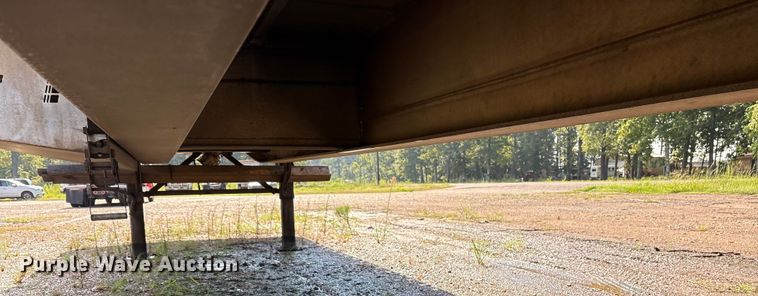 image for item ET7054 2015 Fontaine HCR5222WSA Revolution 52 flatbed trailer