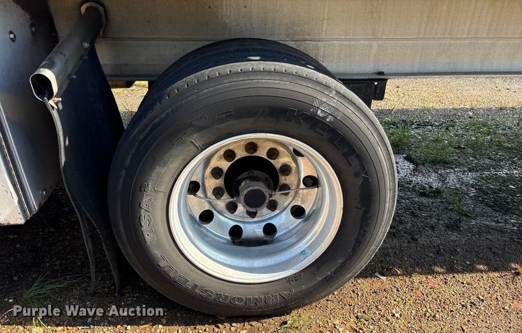 image for item ET7054 2015 Fontaine HCR5222WSA Revolution 52 flatbed trailer