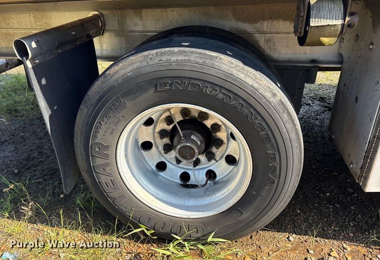 image for item ET7054 2015 Fontaine HCR5222WSA Revolution 52 flatbed trailer