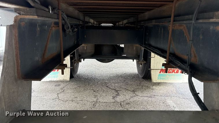 image for item ET8518 2017 Hino 268 box truck