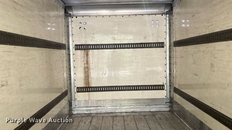 image for item ET8518 2017 Hino 268 box truck