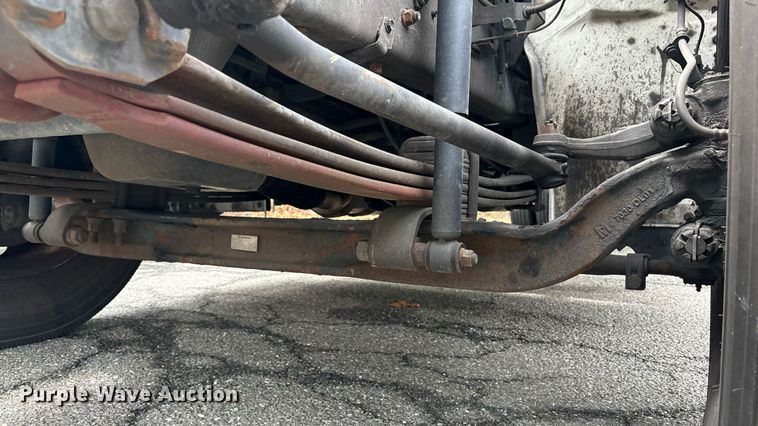 image for item ET8518 2017 Hino 268 box truck