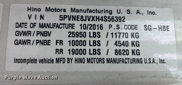 image for item ET8518 2017 Hino 268 box truck