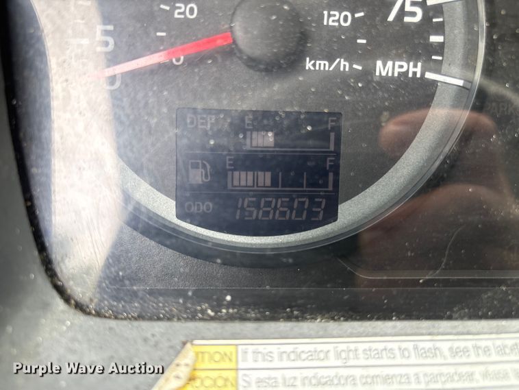 image for item ET8519 2017 Hino 268 box truck