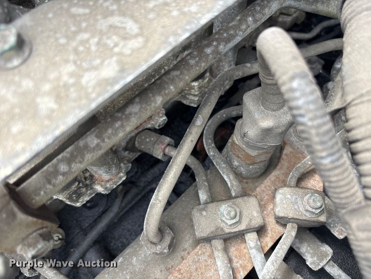 image for item ET8519 2017 Hino 268 box truck