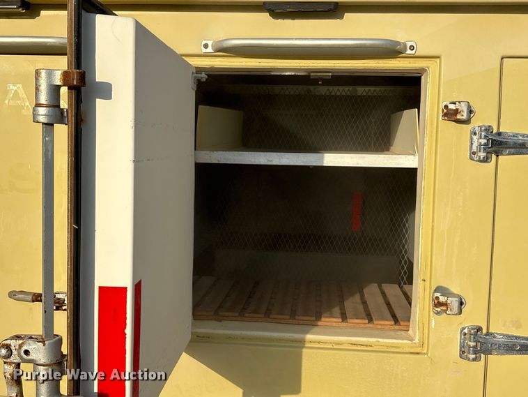 image for item EU0032 2010 Isuzu NPR refrigerated truck