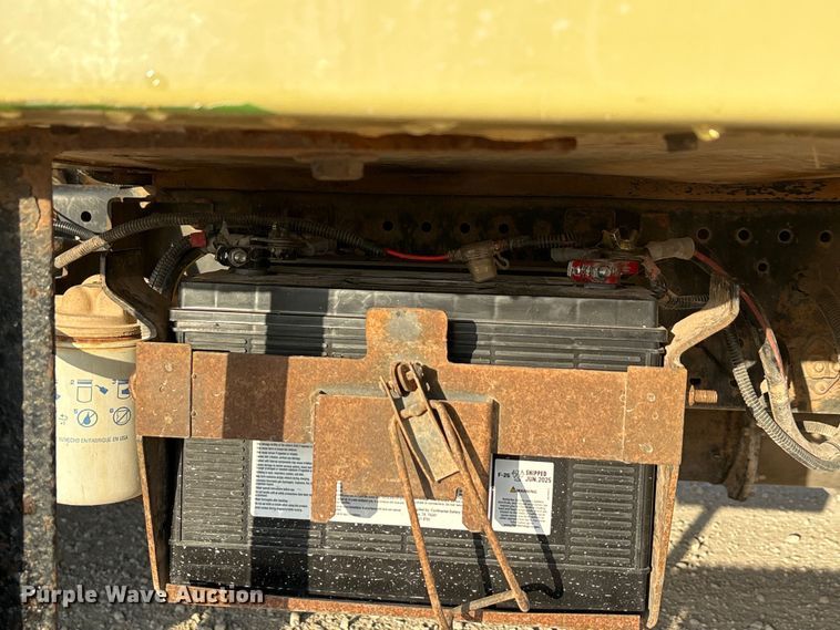 image for item EU0032 2010 Isuzu NPR refrigerated truck