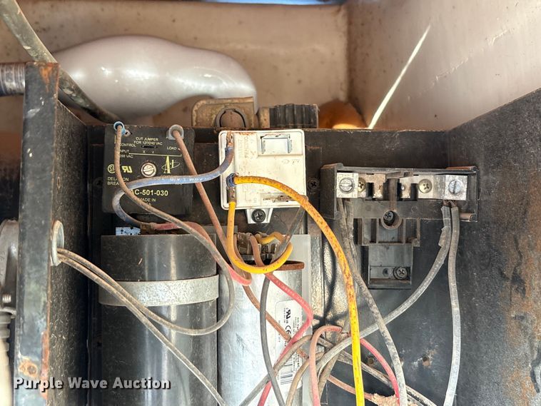 image for item EU0032 2010 Isuzu NPR refrigerated truck