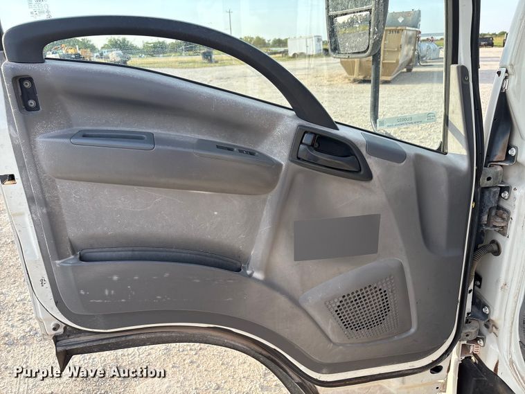 image for item EU0032 2010 Isuzu NPR refrigerated truck