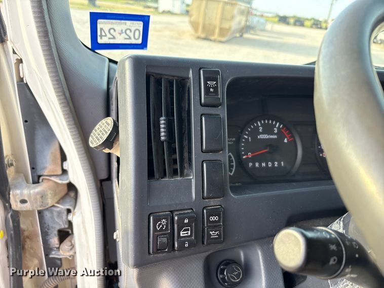 image for item EU0032 2010 Isuzu NPR refrigerated truck