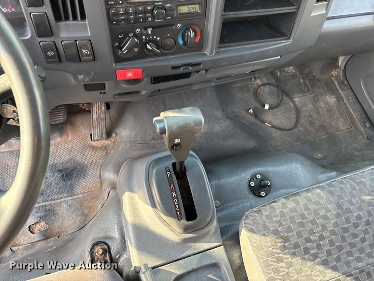 image for item EU0032 2010 Isuzu NPR refrigerated truck