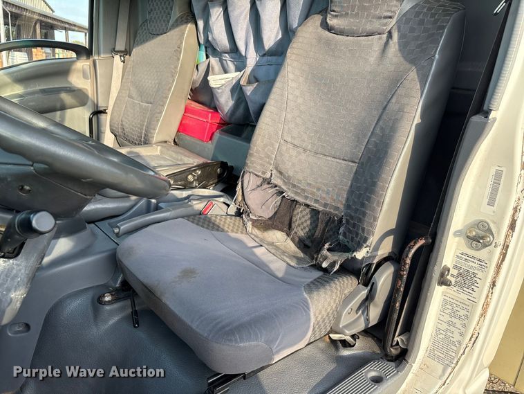 image for item EU0032 2010 Isuzu NPR refrigerated truck