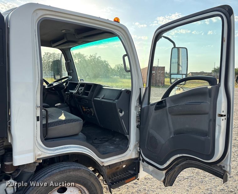 image for item EU0032 2010 Isuzu NPR refrigerated truck