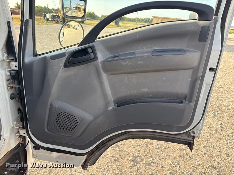 image for item EU0032 2010 Isuzu NPR refrigerated truck