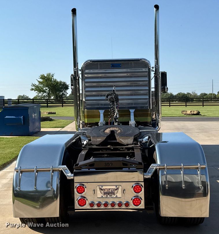 image for item EU2001 1987 Peterbilt 359 semi truck