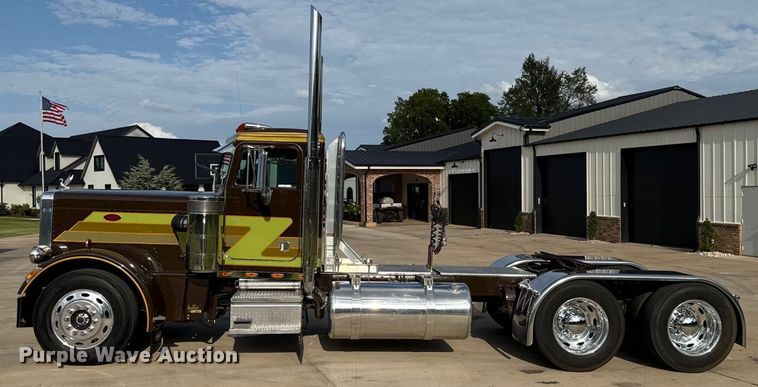 image for item EU2001 1987 Peterbilt 359 semi truck