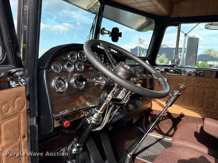 image for item EU2001 1987 Peterbilt 359 semi truck