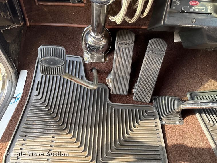 image for item EU2001 1987 Peterbilt 359 semi truck