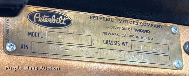 image for item EU2001 1987 Peterbilt 359 semi truck