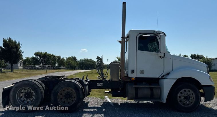 image for item EU2111 2014 Freightliner Columbia CL120 glider kit semi truck