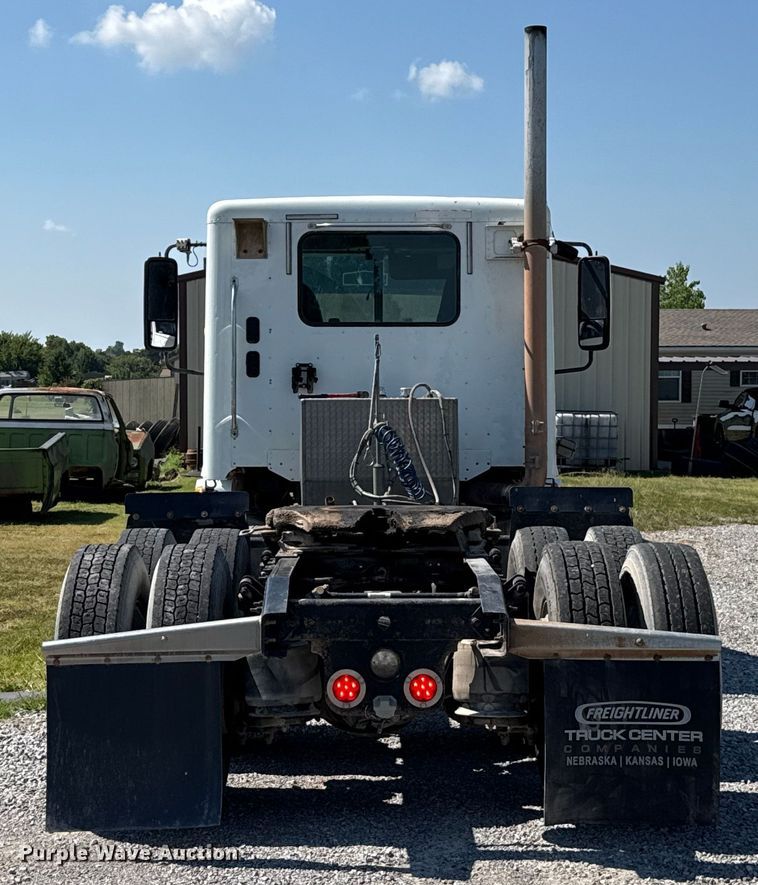 image for item EU2111 2014 Freightliner Columbia CL120 glider kit semi truck