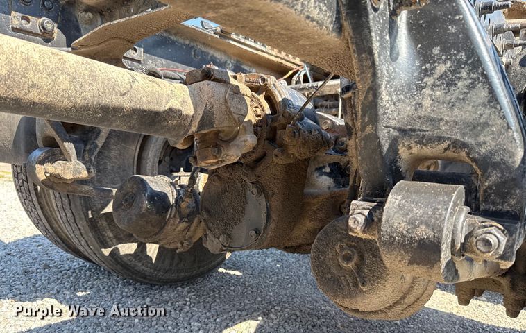 image for item EU2111 2014 Freightliner Columbia CL120 glider kit semi truck