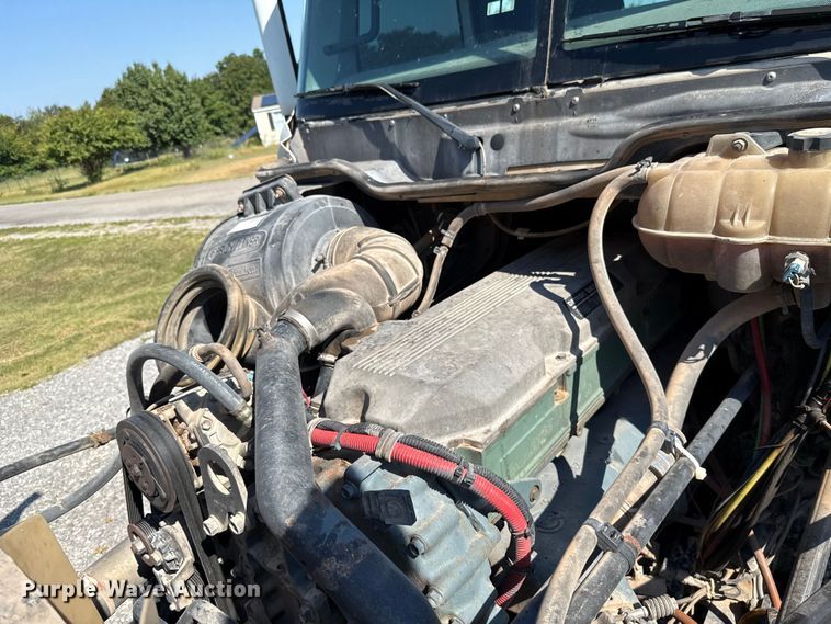 image for item EU2111 2014 Freightliner Columbia CL120 glider kit semi truck