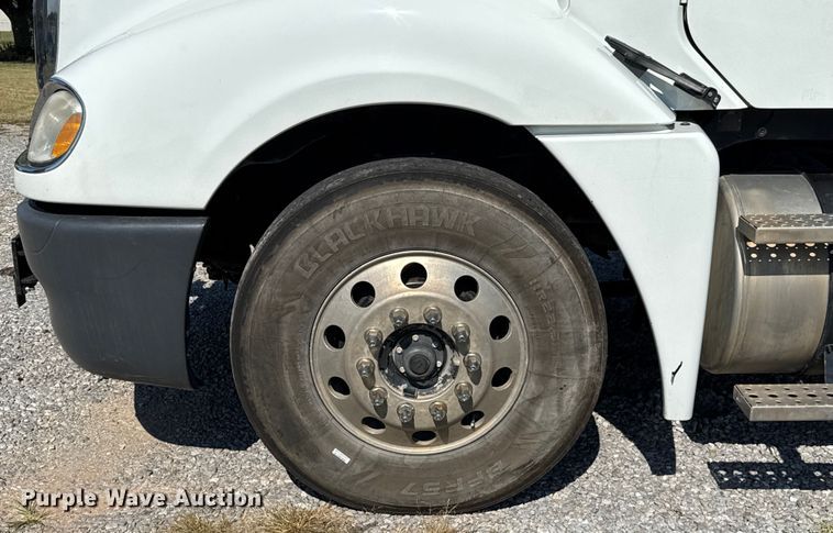 image for item EU2111 2014 Freightliner Columbia CL120 glider kit semi truck