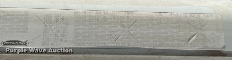 image for item EU2111 2014 Freightliner Columbia CL120 glider kit semi truck