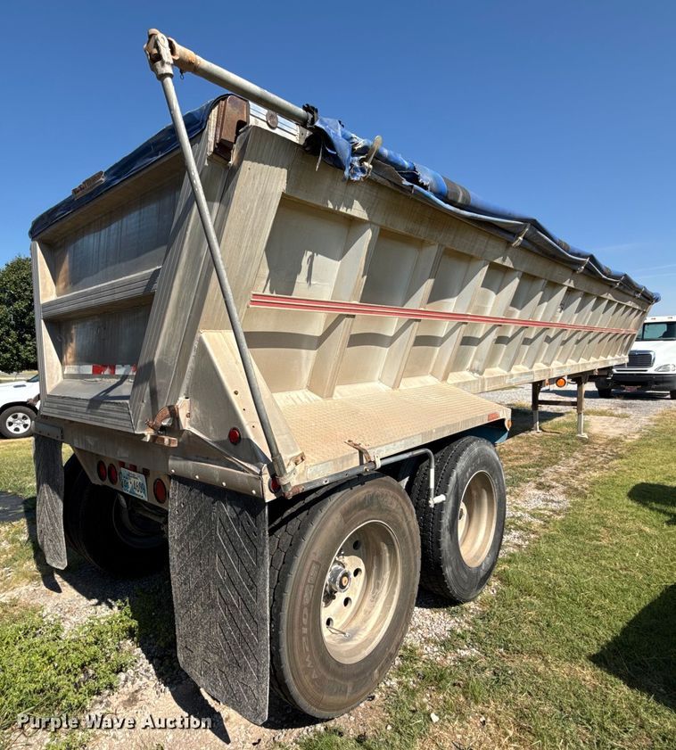 image for item EU2112 1995 Vantage SV-96 end dump trailer