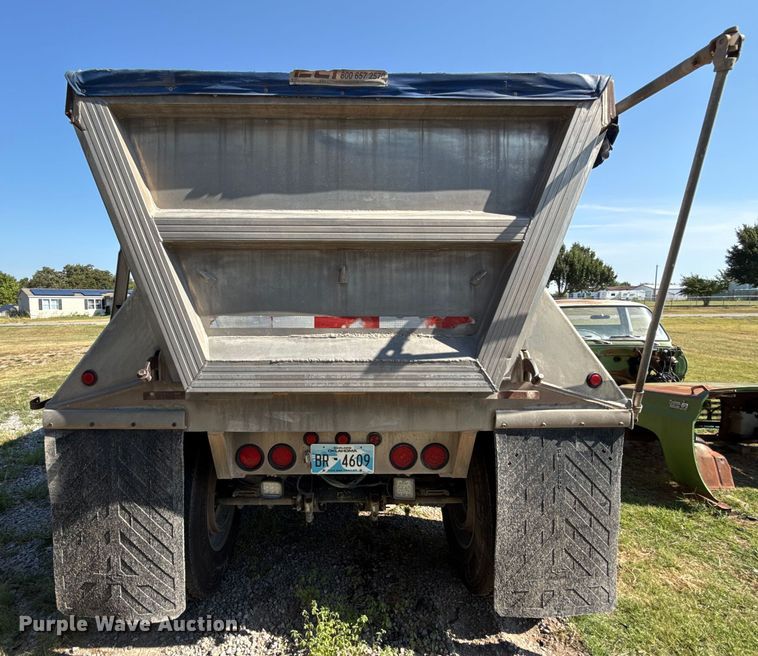 image for item EU2112 1995 Vantage SV-96 end dump trailer