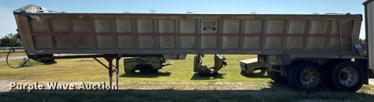 image for item EU2112 1995 Vantage SV-96 end dump trailer