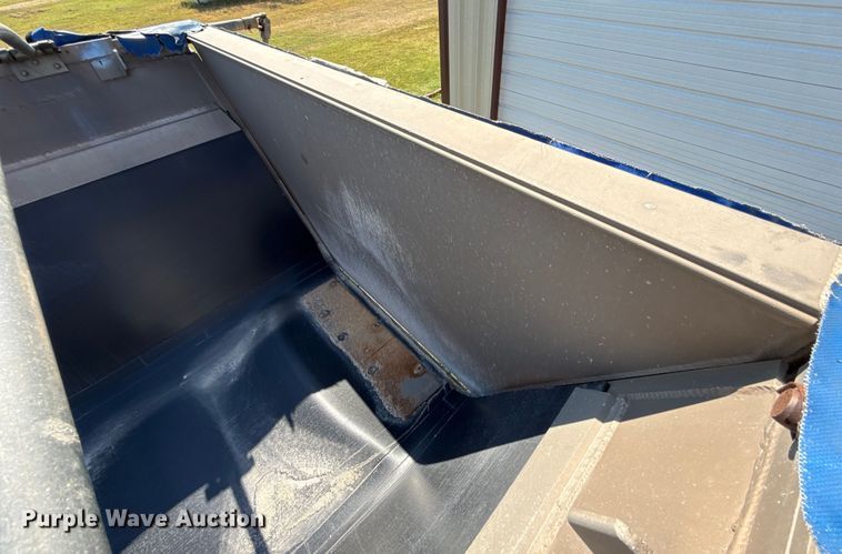 image for item EU2112 1995 Vantage SV-96 end dump trailer