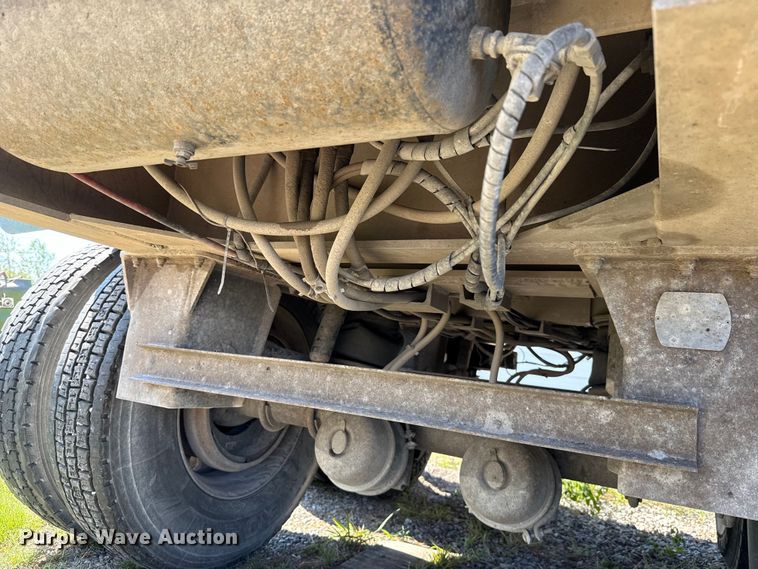 image for item EU2112 1995 Vantage SV-96 end dump trailer