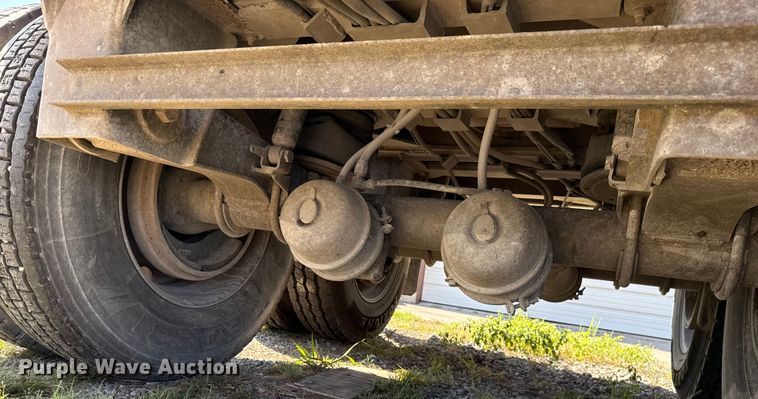 image for item EU2112 1995 Vantage SV-96 end dump trailer