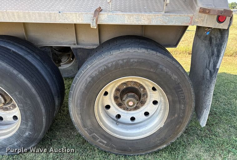 image for item EU2112 1995 Vantage SV-96 end dump trailer