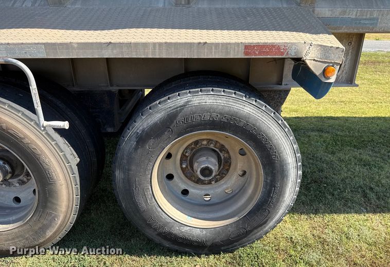 image for item EU2112 1995 Vantage SV-96 end dump trailer