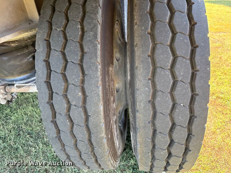 image for item EU2112 1995 Vantage SV-96 end dump trailer