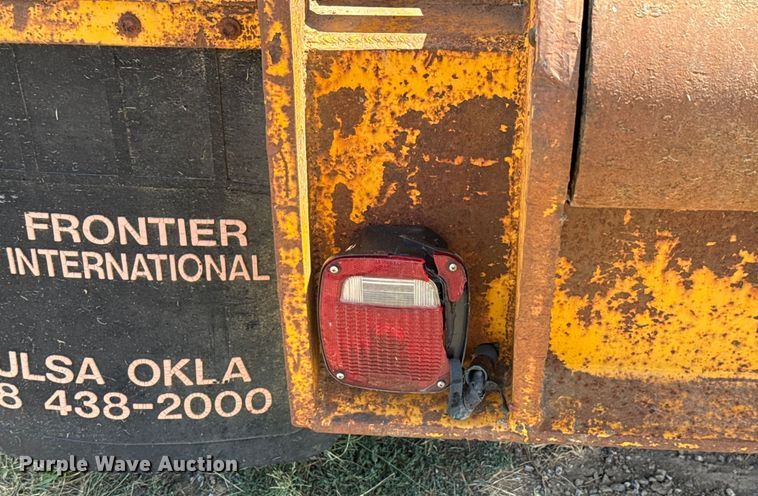 image for item EU2132 1983 International 2275 winch truck