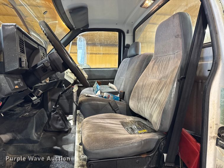 image for item EU2167 1999 GMC C7500 truck cab and chassis