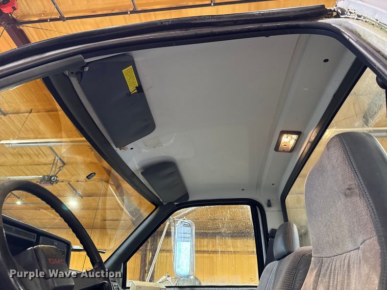 image for item EU2167 1999 GMC C7500 truck cab and chassis