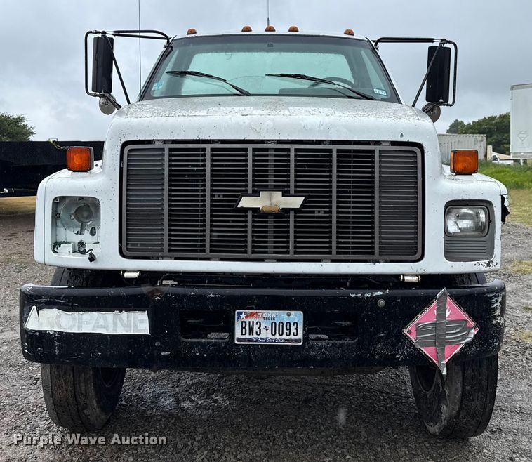 image for item EU2172 1994 Chevrolet Kodiak truck cab and chassis