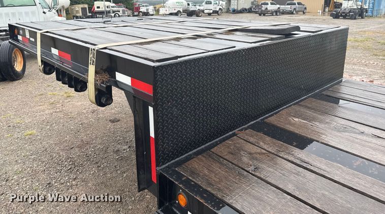 image for item EU2174 2022 Magnolia 2022 LowBoy drop deck trailer