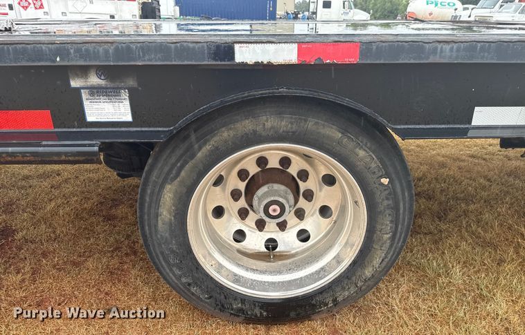 image for item EU2174 2022 Magnolia 2022 LowBoy drop deck trailer