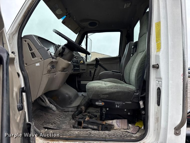 image for item EU2175 2005 Sterling Acterra truck cab and chassis