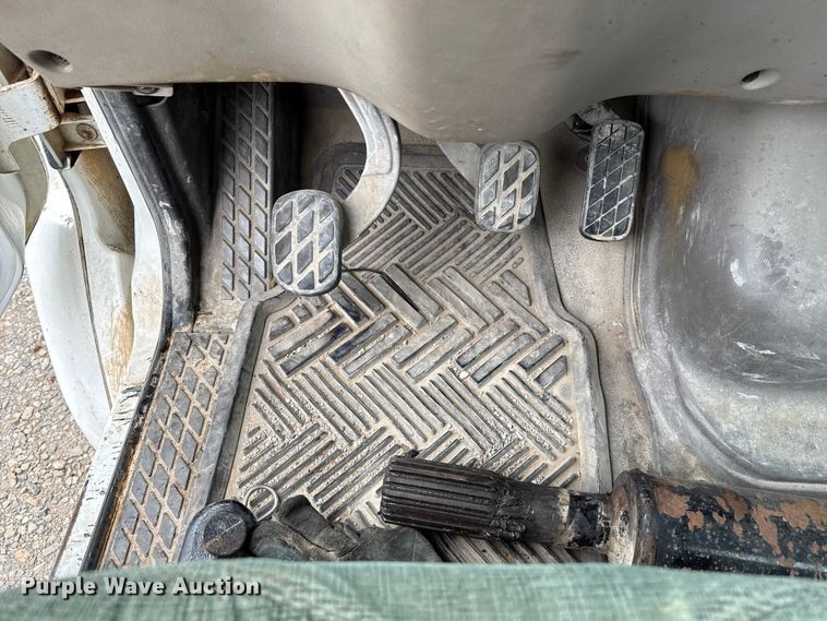 image for item EU2175 2005 Sterling Acterra truck cab and chassis