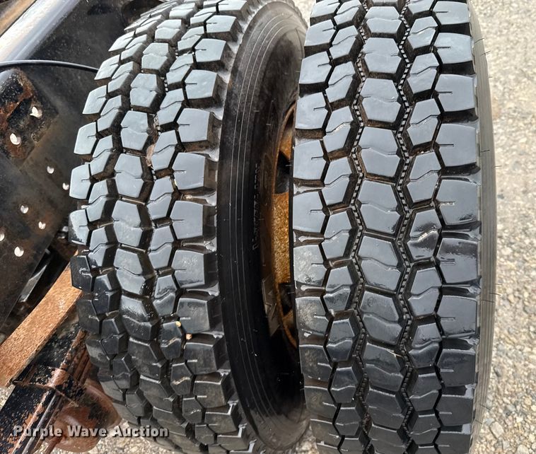 image for item EU2175 2005 Sterling Acterra truck cab and chassis