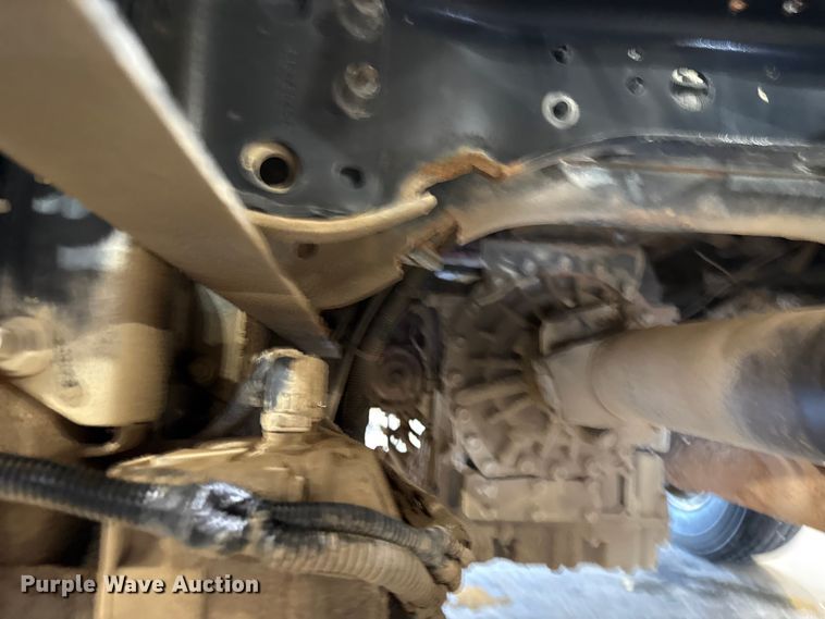 image for item EU2177 2011 Ford F-750 truck cab and chassis