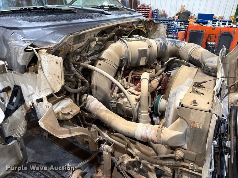 image for item EU2177 2011 Ford F-750 truck cab and chassis